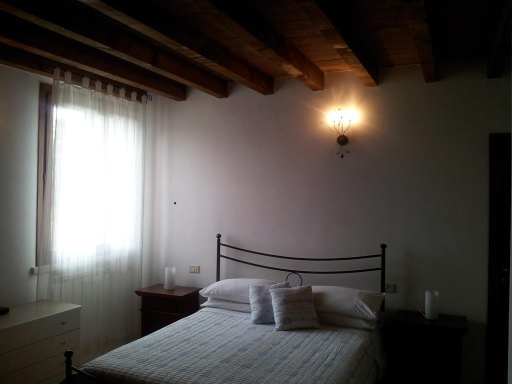 Bb Parco Del Mincio Bed & Breakfast Virgilio Bagian luar foto